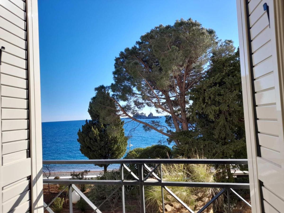 Luxbeachfront Petrovac 外观 照片