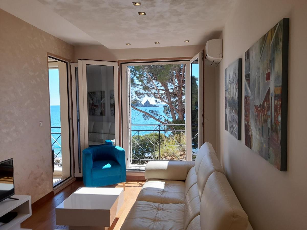 Luxbeachfront Petrovac 外观 照片