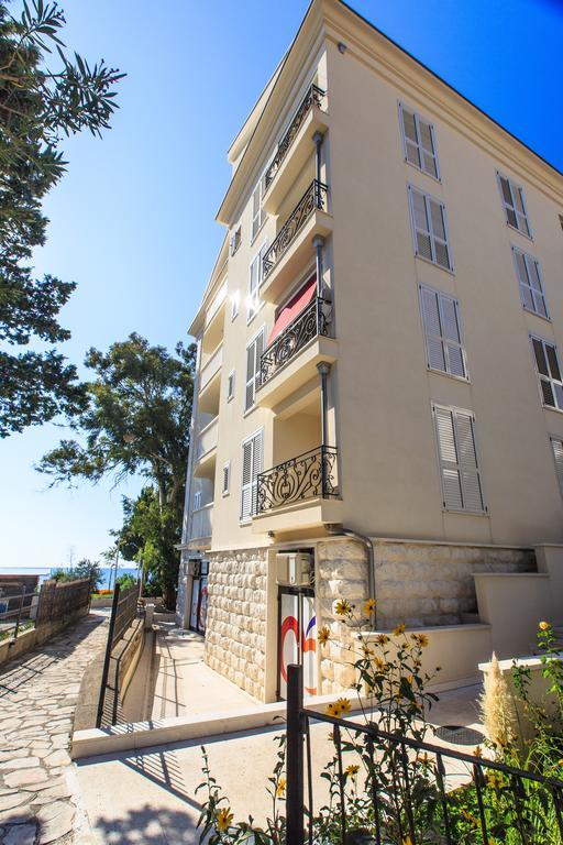 Luxbeachfront Petrovac 外观 照片